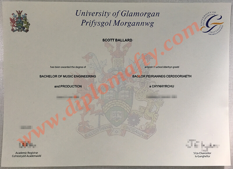 办理学校原版格拉摩根大学假文凭